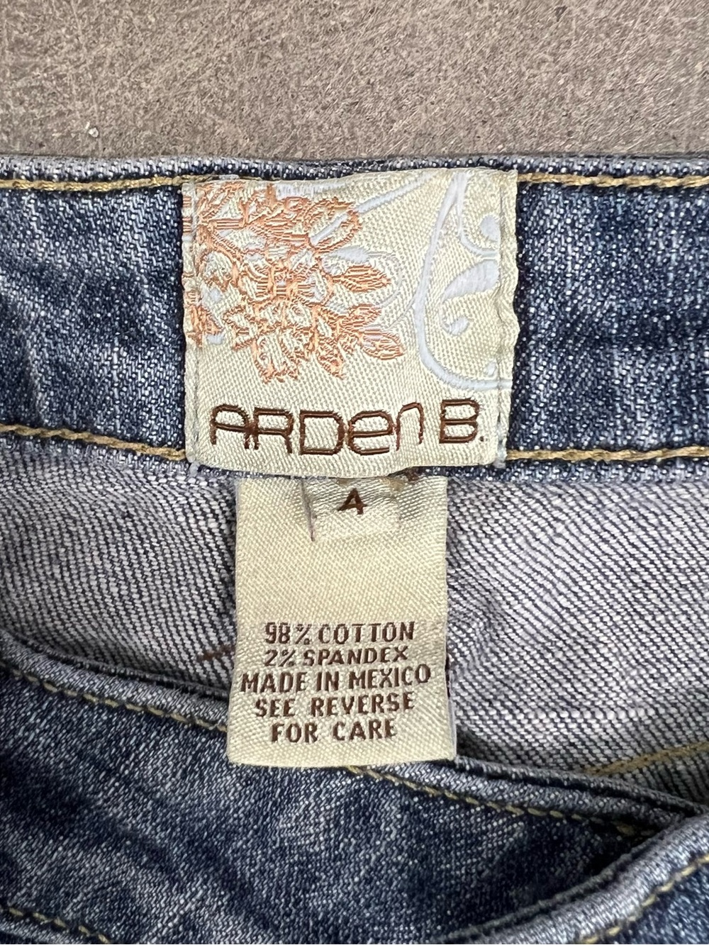 Arden B Medium Wash Denim Cutoff Shorts - Picture 2 of 4